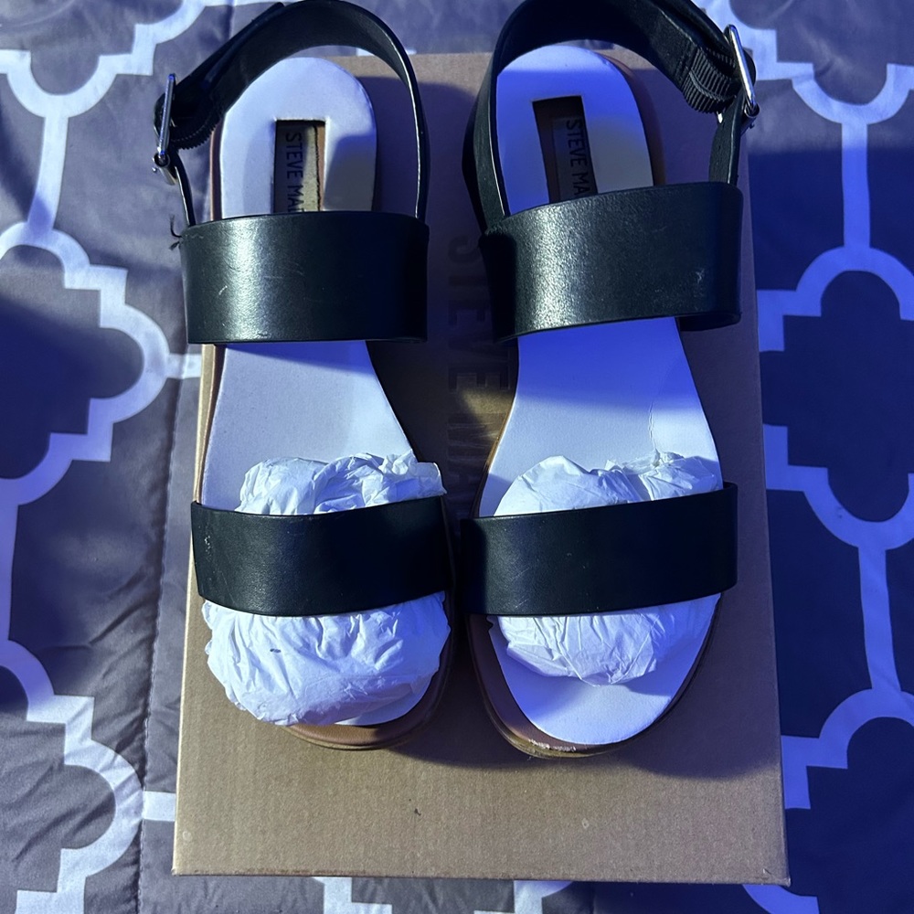 Steve Madden sandals